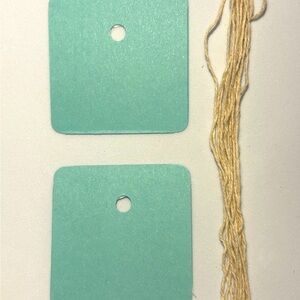 Green Square Gift Tags 🏷️